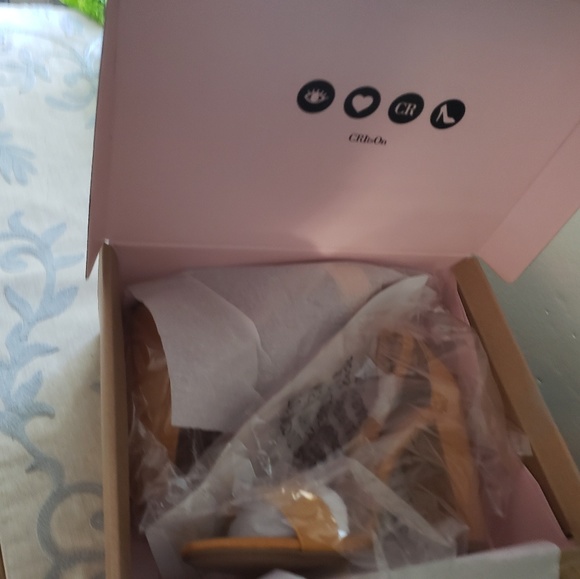 Mustard yellow heels - Picture 2 of 2